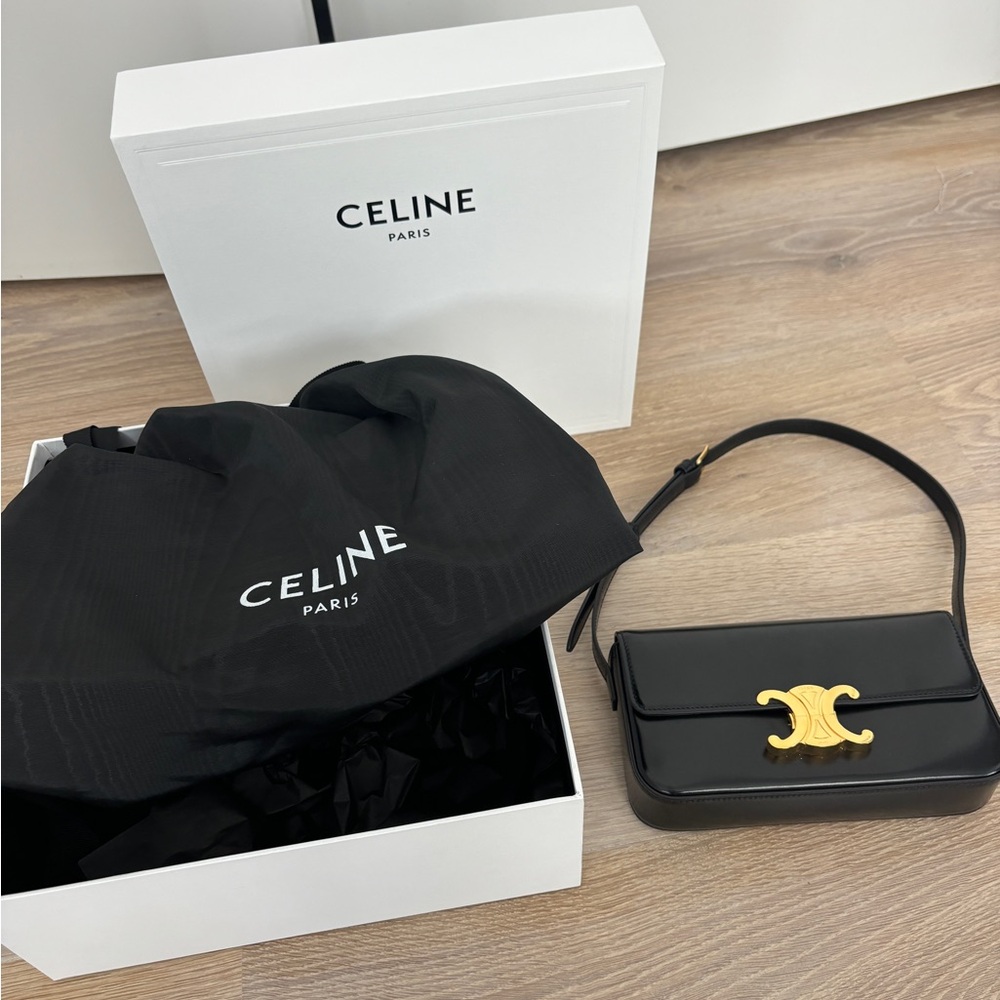 CELINE TRIOMPHE SHOULDER BAG